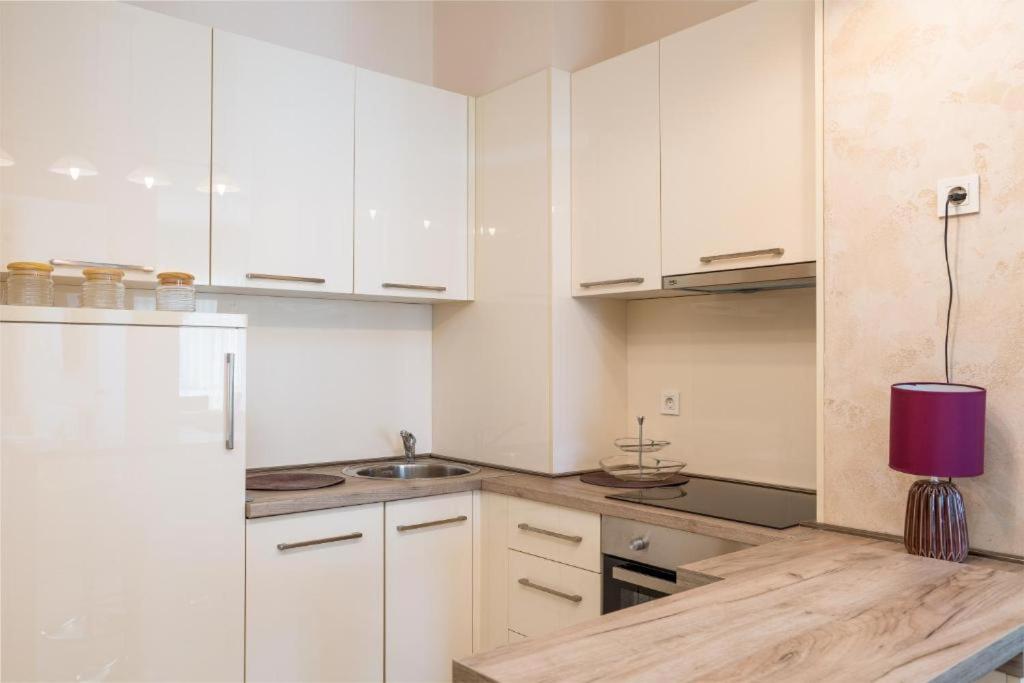 Fontana Mediteran Properties Budva Exterior photo